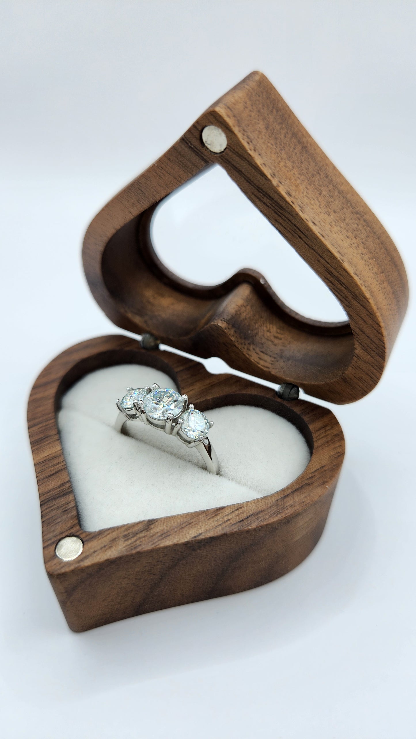 Moissanite-Silver-Ring-SOPHIE_2