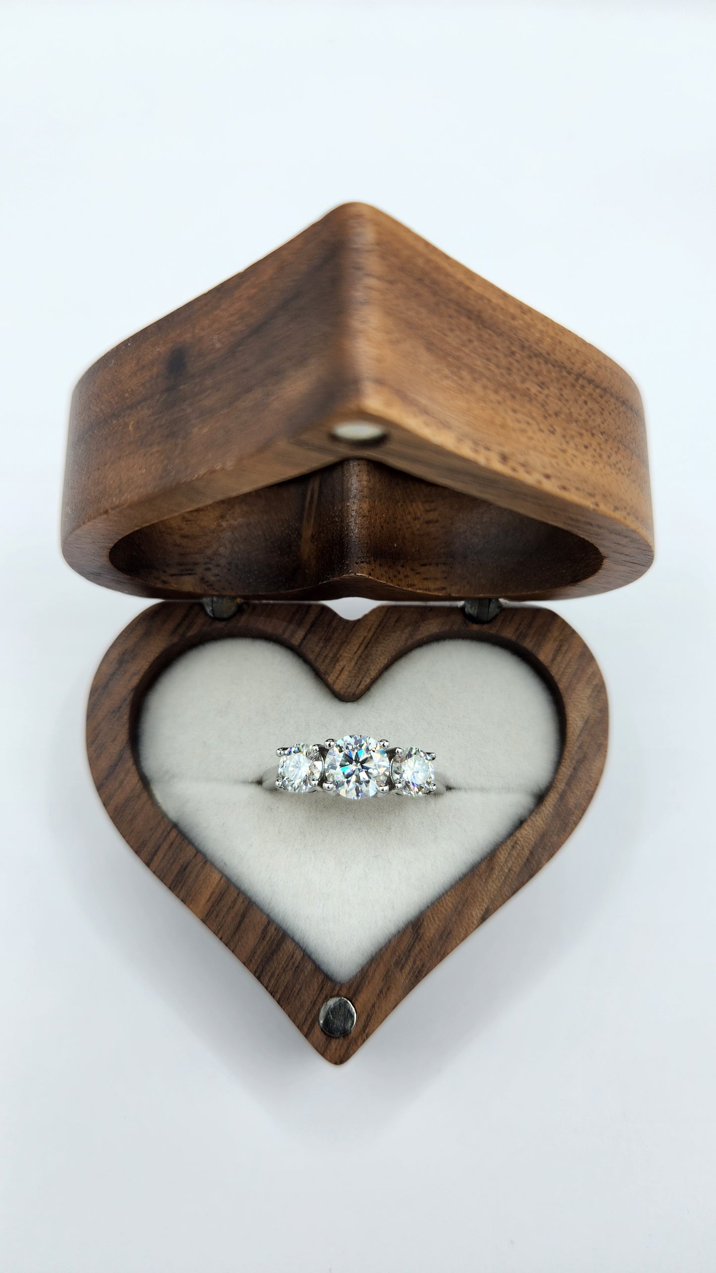 Moissanite-Silver-Ring-SOPHIE_3