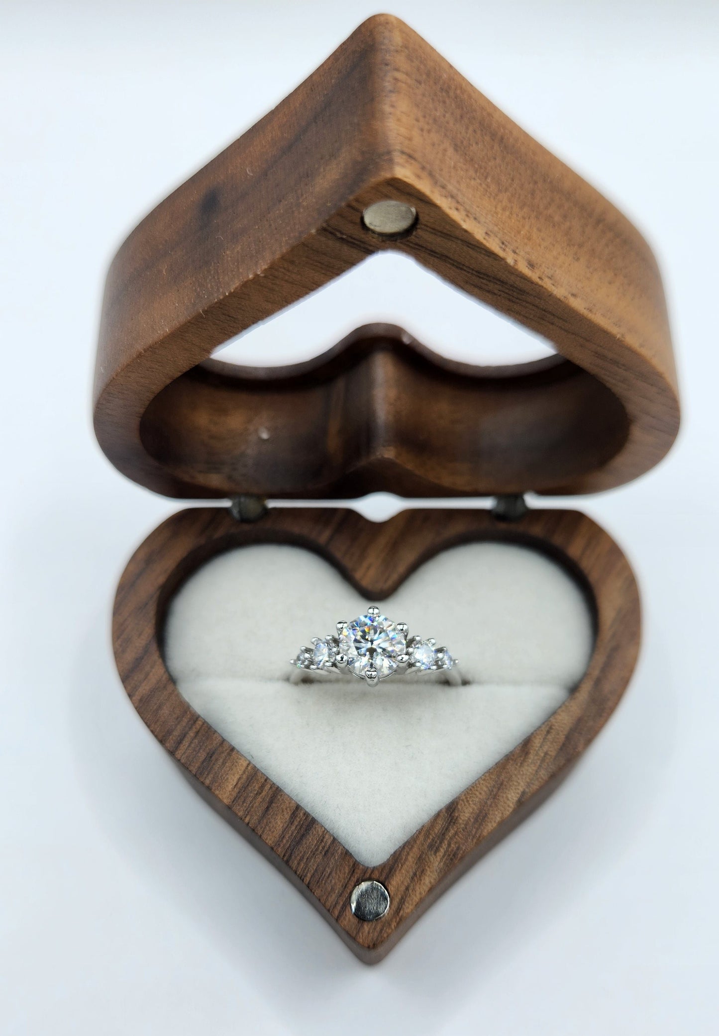 Moissanite-Silver-Ring-VICTORIA_4