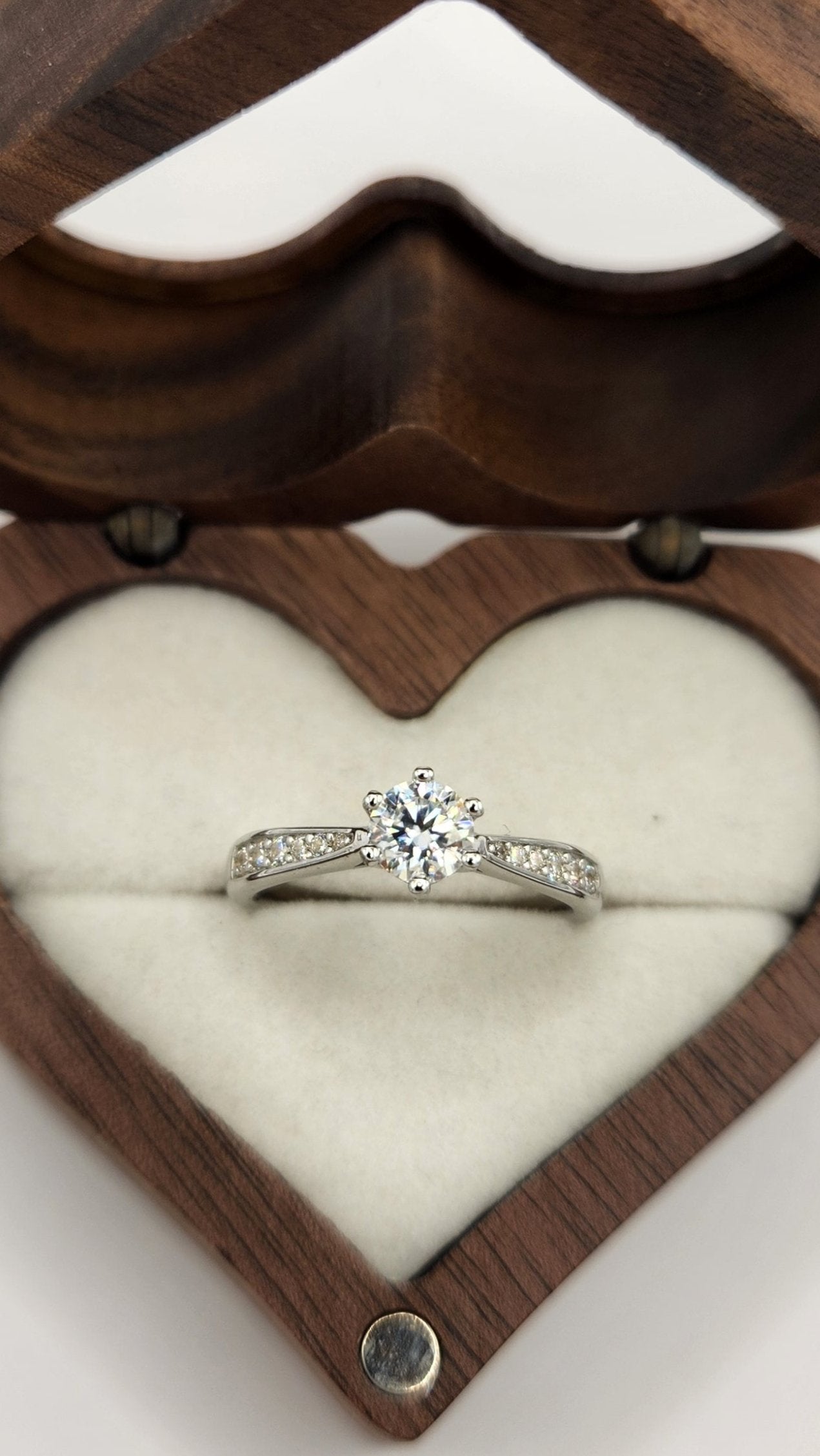 Moissanite Silver Ring - CATALINA 1