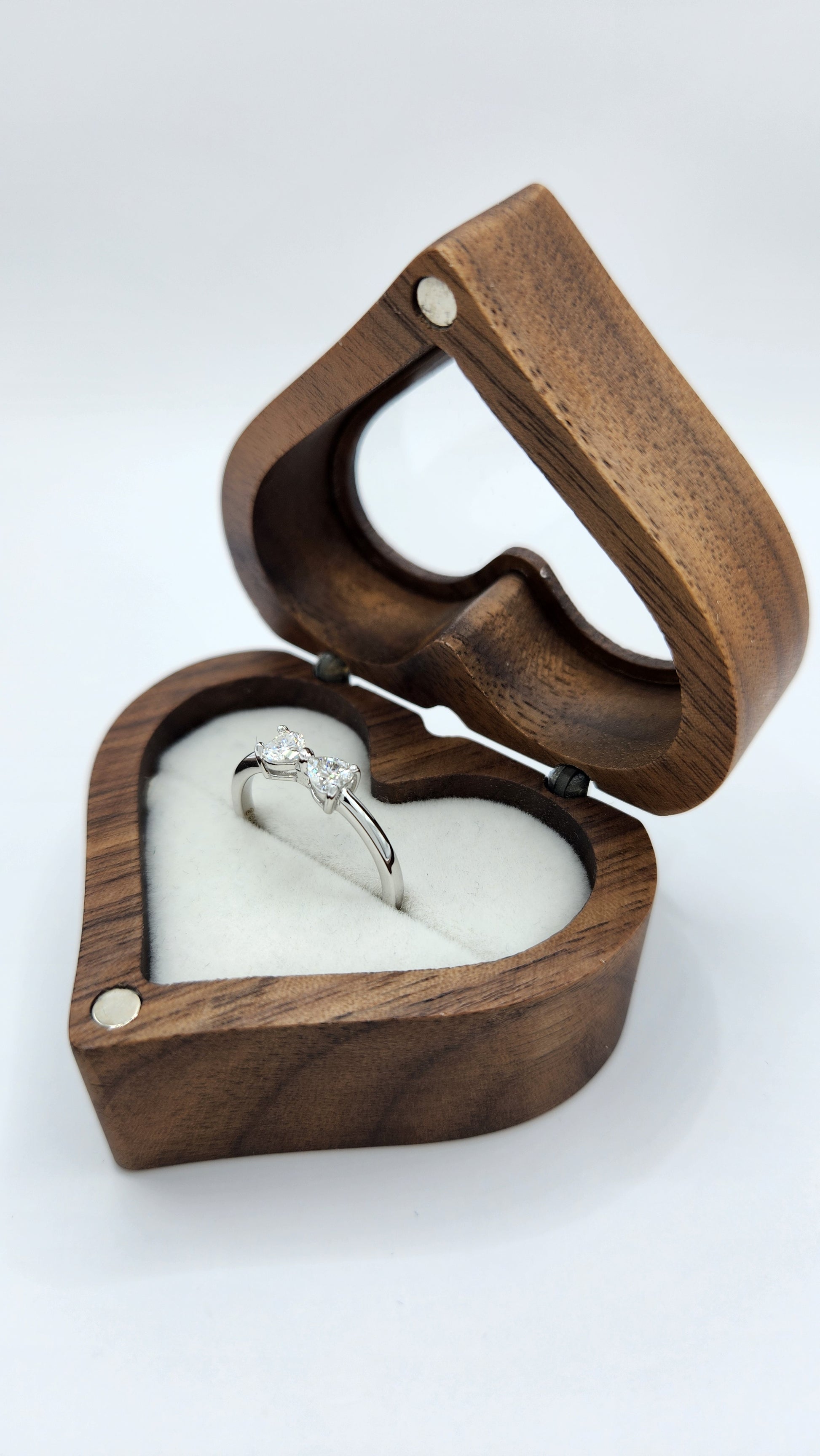 Moissanite-Silver-Ring-DALIA_2