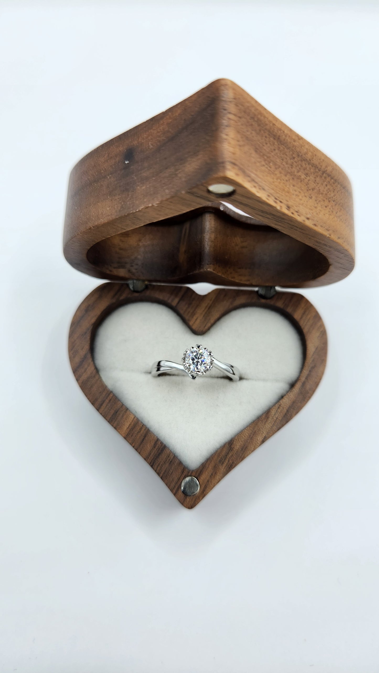 Moissanite-Silver-Ring-DREAMS_4
