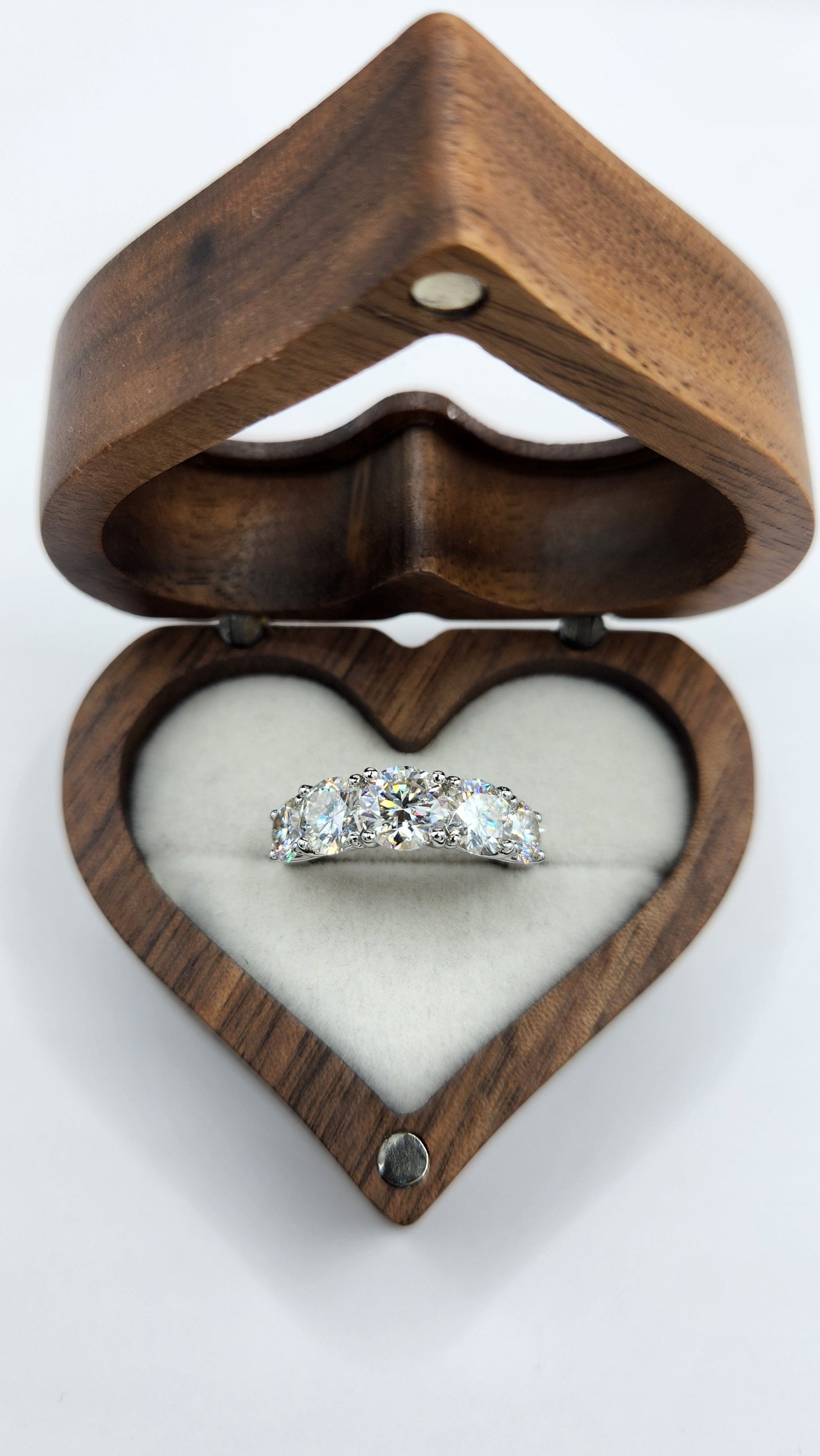 Moissanite-Silver-Ring-Eliana_4