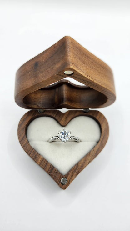 Moissanite-Silver-Ring-HARMONY_3
