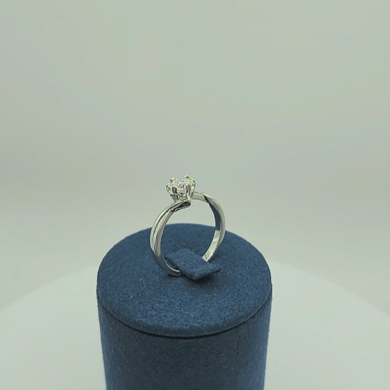 Moissanite_Ring_Dreams