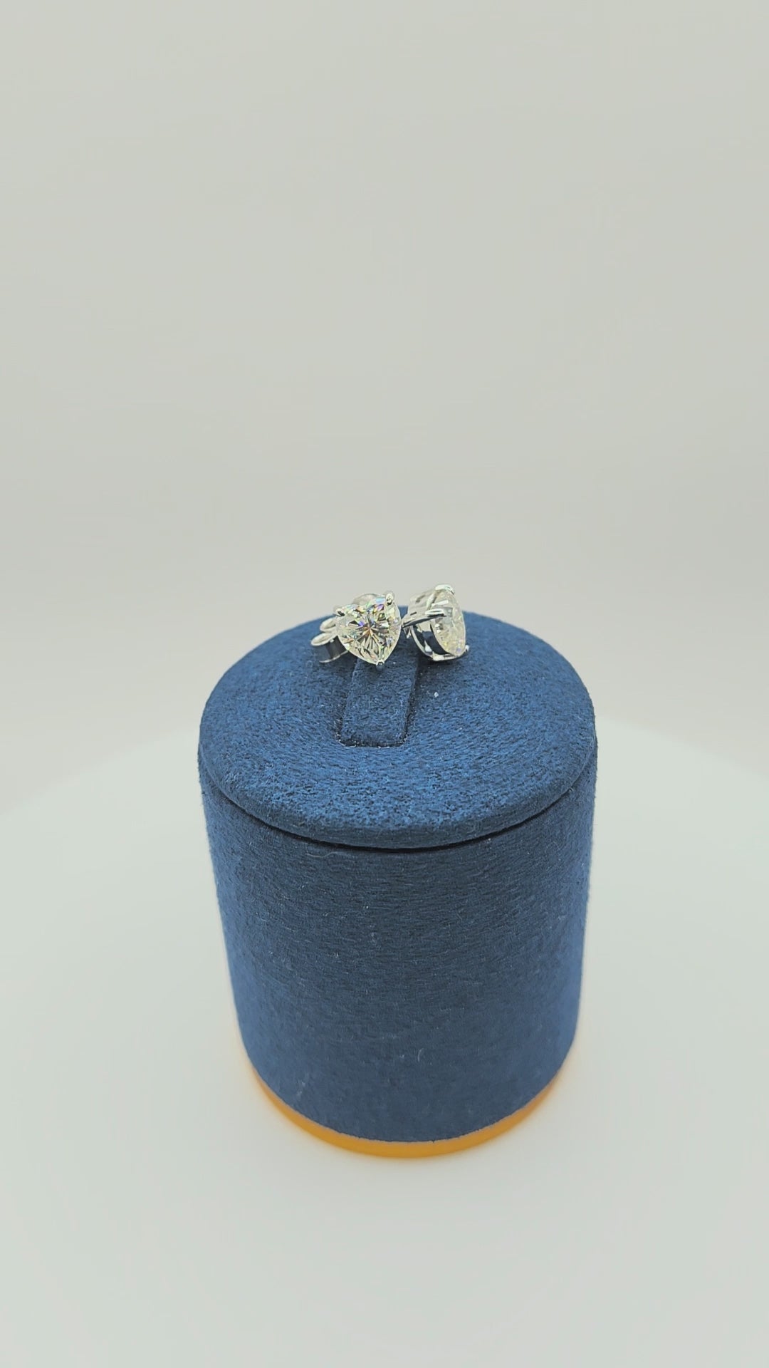Moissanite_Earrings_Marina