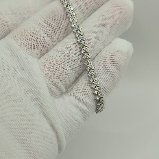 Moissanite_Bracelet_Elegance