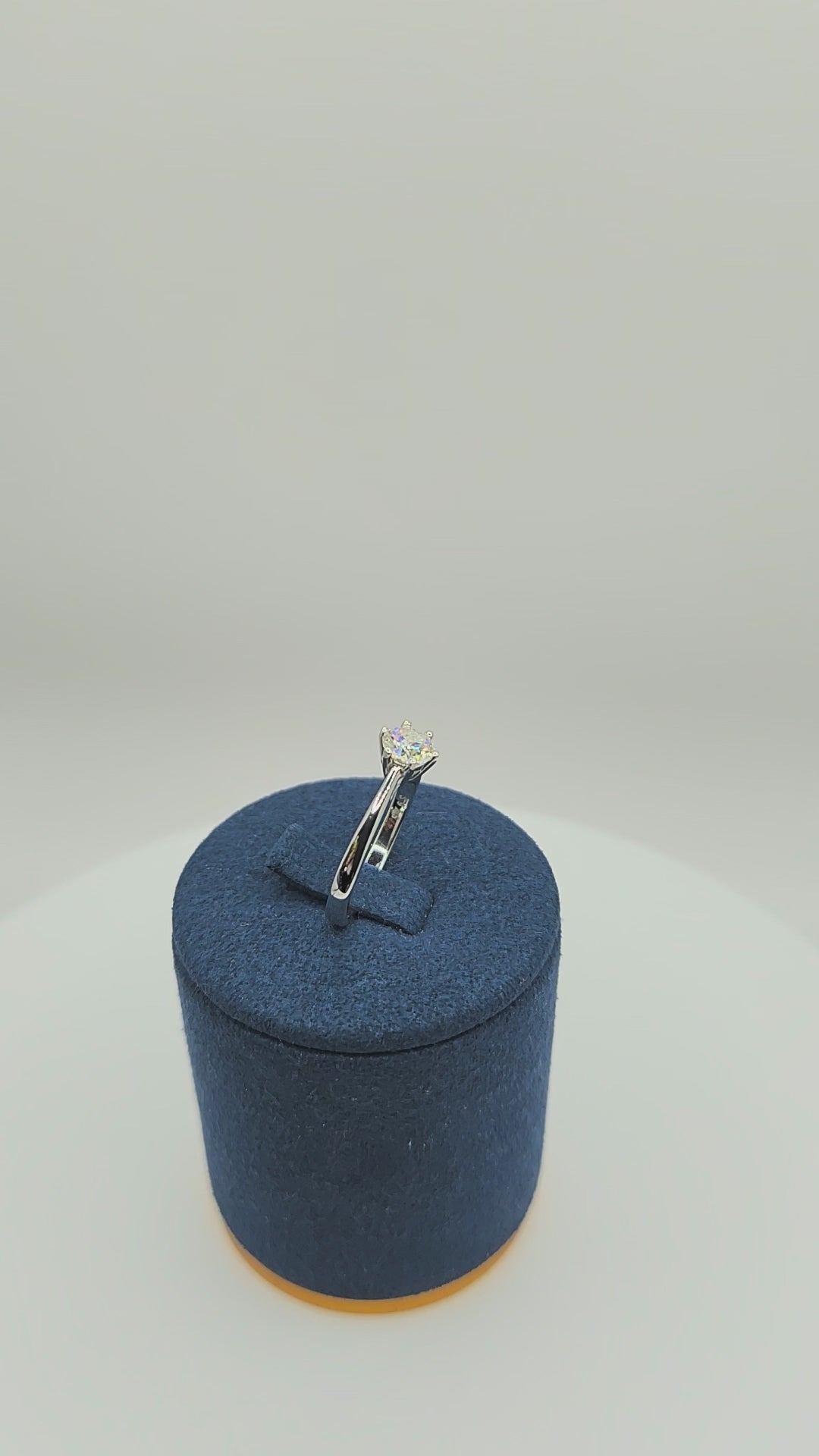 Moissanite_Ring_Sanny